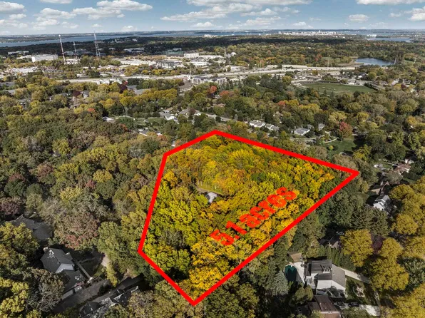 1021 & 1022 Hampshire Pl, Madison, WI 53711