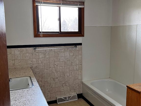 Upstairs bathroom