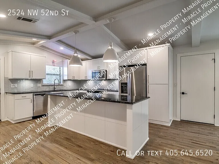 2524 NW 52nd St — Photo 10