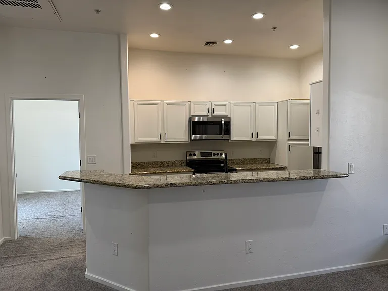 2028 E River Rd #203 — Photo 6