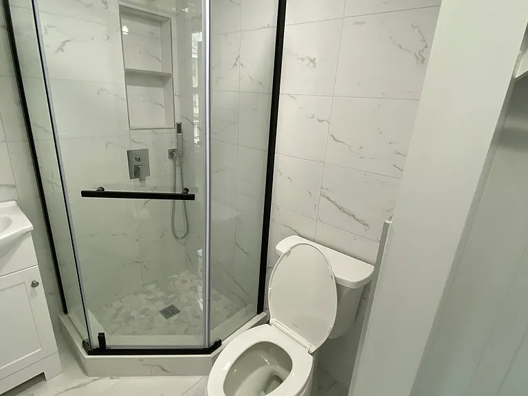 131 Deane St #2S — Photo 22
