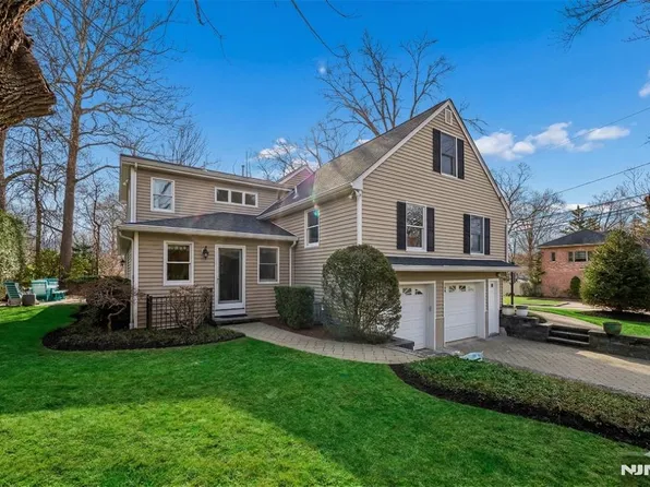 38 Madison Ave, Demarest, NJ 07627