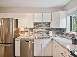 1120 Woodlake Ln UNIT 2, Richfield, MN 55423