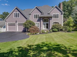 35 Buehler Rd, Bedford, MA 01730