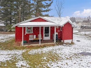 1513 Sycamore Ln, Mount Pleasant, PA 15666