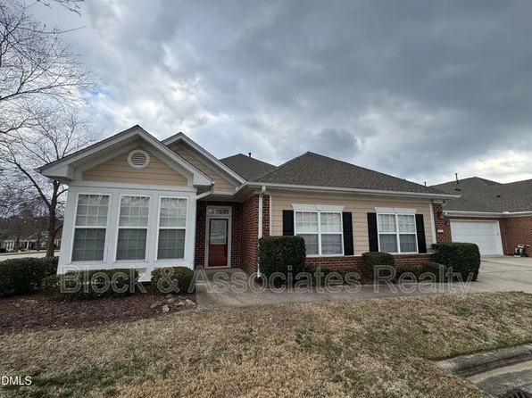 4622 Ivy Blossom Ln, Raleigh, NC 27604