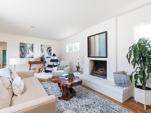 5th image of 10783 Galvin St