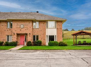 157 Church St #15, Penetanguishene, ON L9M1E4