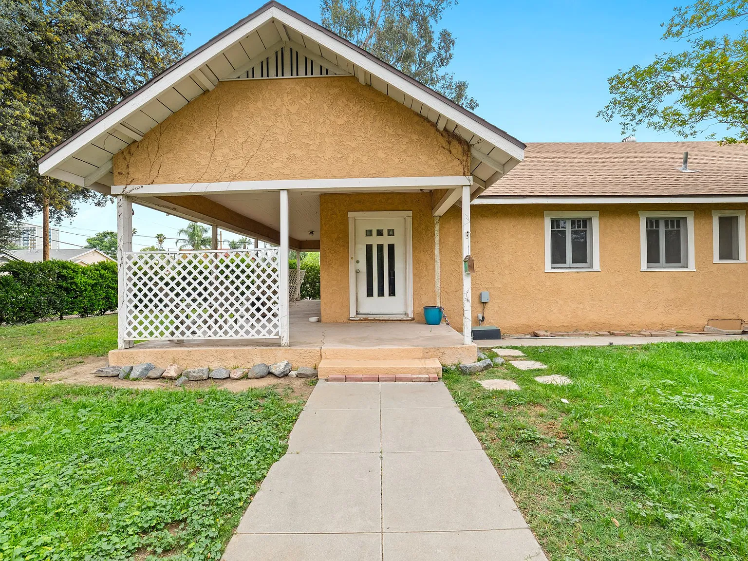 2 bed, 1090 sqft, $2,800 — Photo 3