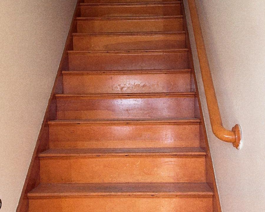 Stairs to 2nd Floor