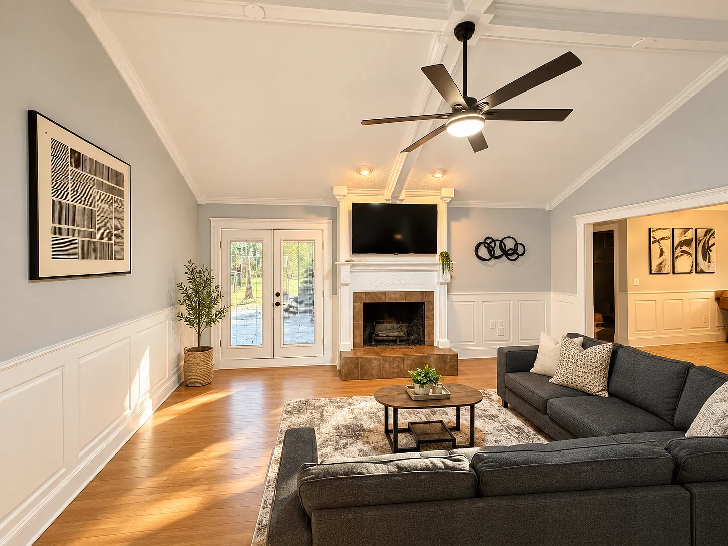 6 bed, 2241 sqft, $6,000 — Photo 4