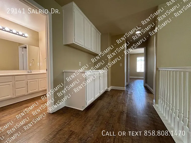 29141 Salrio Dr — Photo 16