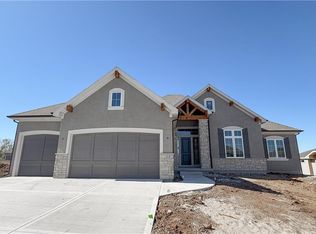 8008 Millridge St, Shawnee, KS 66220