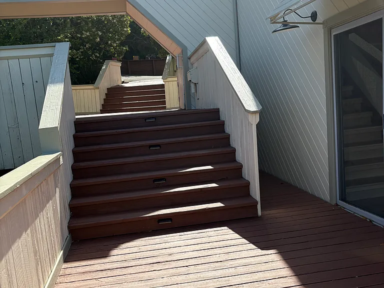 858 Marin Dr — Photo 13