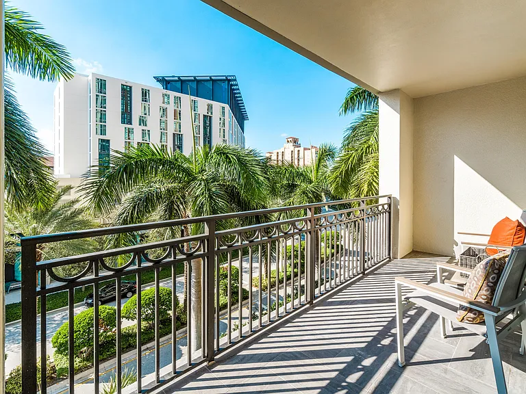 550 Okeechobee Blvd #422 — Photo 26
