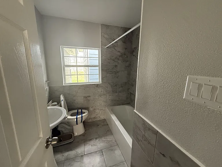 311 Ryan Dr — Photo 7