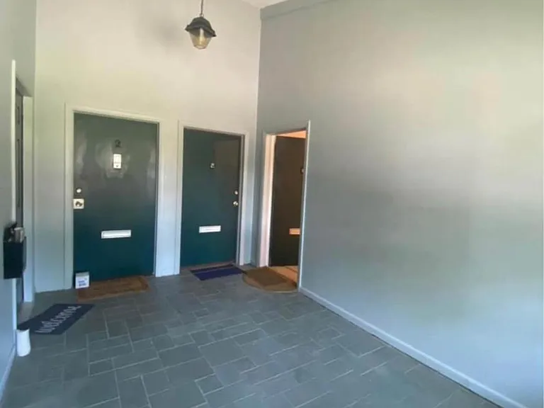 130 Jefferson Ave #4 — Photo 3