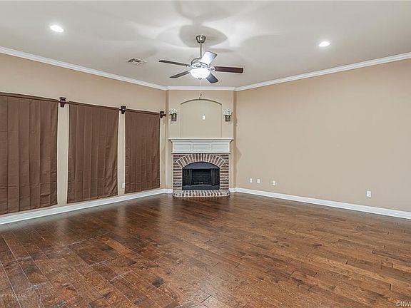 4th image of 454 Jordan Dr