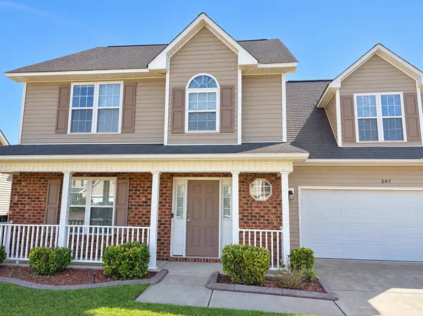207 Bennington Dr, Raeford, NC 28376