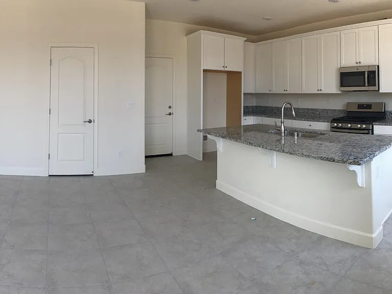 2110 Bishop Pine St — Photo 9