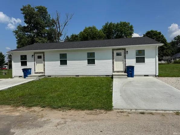 292 & 294 Ross St, Mitchell, IN 47446