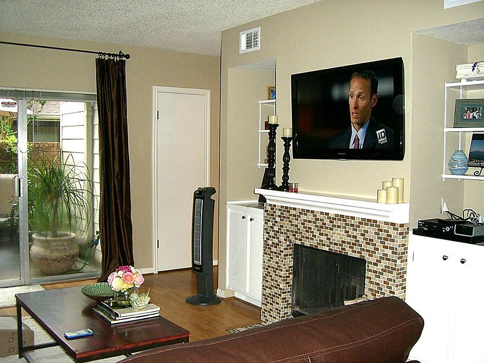 1st image of 2062 Augusta Dr #3-8