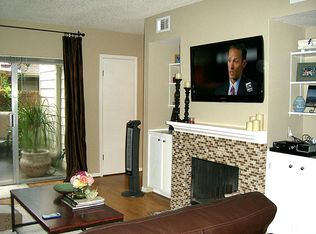 2062 Augusta Dr #3-8, Houston, TX 77057