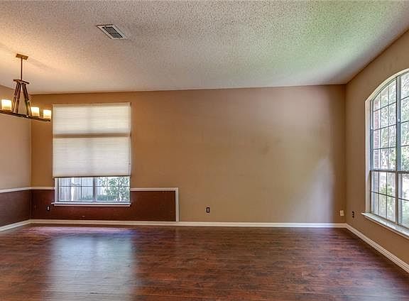 5th image of 7417 Catlow Ct