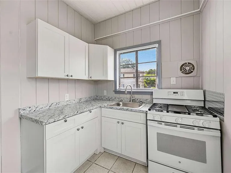 3638 E Main St #2 — Photo 17