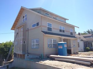 3400 Belvidere Ave SW, Seattle, WA 98126