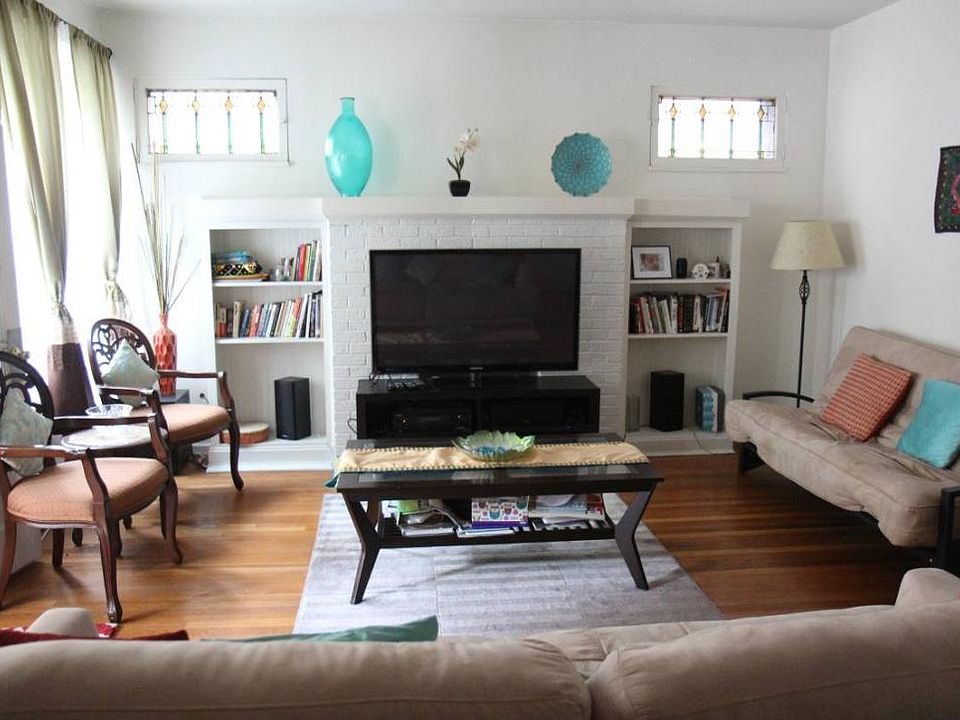 1st image of 1517 W Olive Ave APT 3