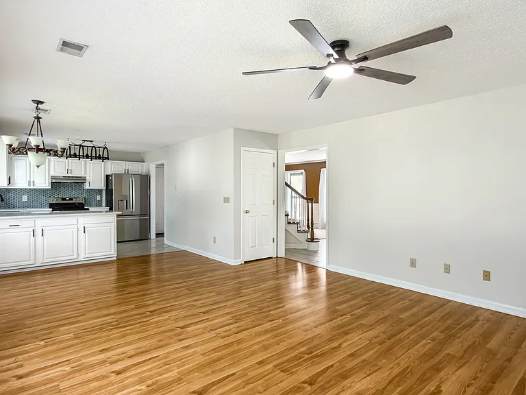 108 Heron Ln — Photo 10