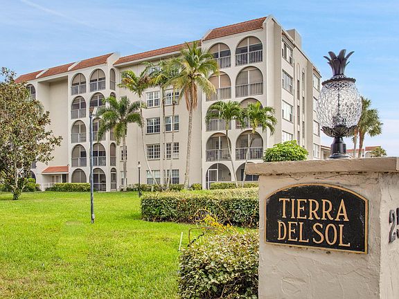 2nd image of 250 NE 20th Street #5240