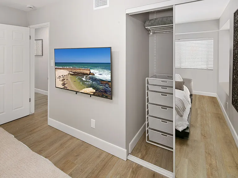 1648 El Prado Ave — Photo 38