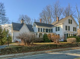 107 Chestnut St, Gardner, MA 01440