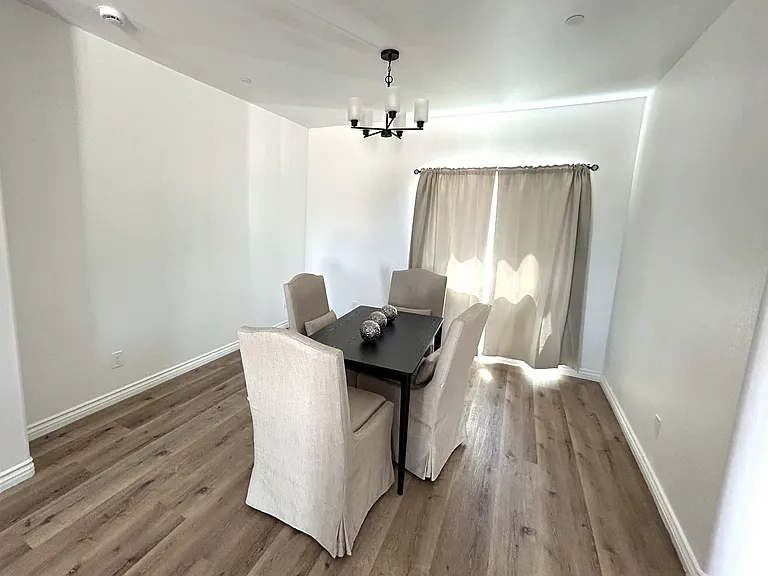 16920 Danbury Ave — Photo 3