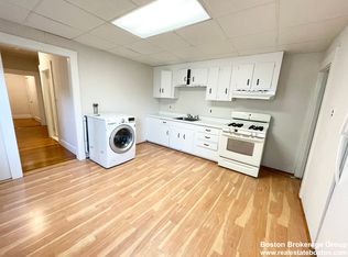 122 Buttonwood St APT 1, Dorchester, MA 02125