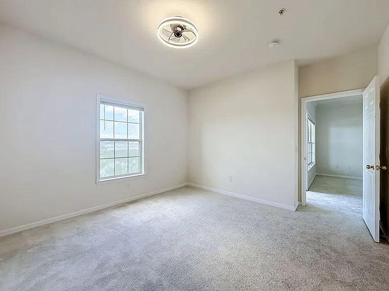 3757 Conroy Rd — Photo 25