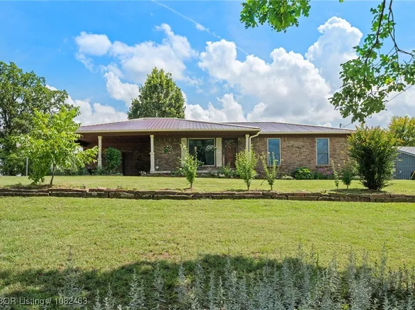 4316 Industrial Park Rd, Van Buren, AR 72956