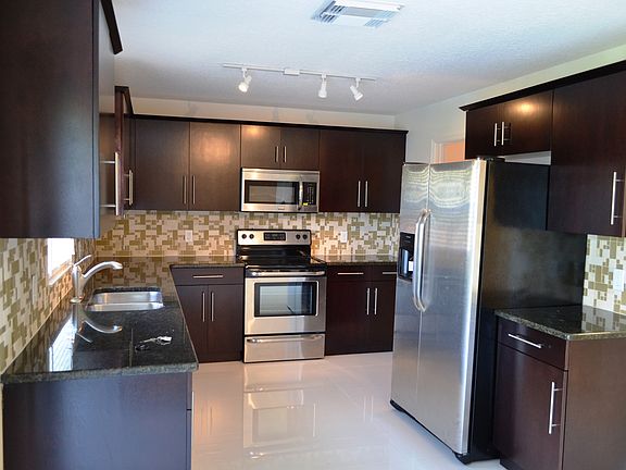 5th image of 1248 Blackwater Pond Dr