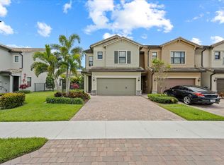8306 Cadre Noir Rd, Lake Worth, FL 33467