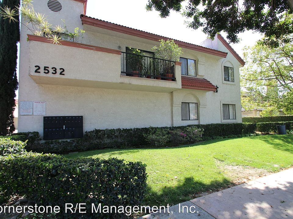 1st image of 2532 Huntington Dr APT 207