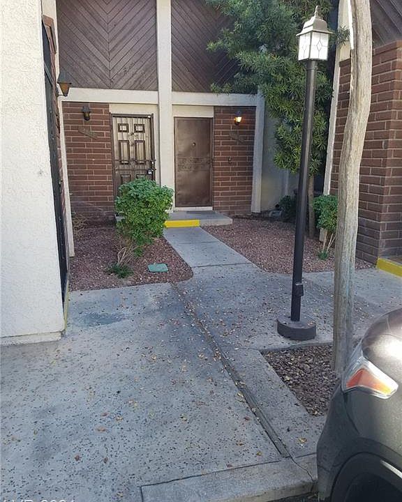 1st image of 2125 Pine Breeze Ln