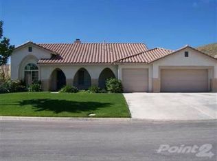 5720 Bienveneda Ter, Palmdale, CA 93551