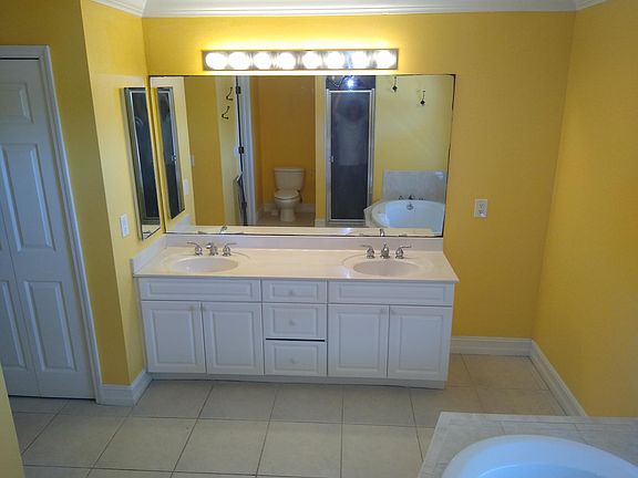 5th image of 3314 16th St W Unit 6