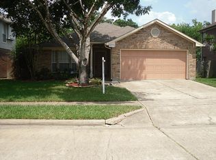3523 Riverside Dr, Pearland, TX 77581