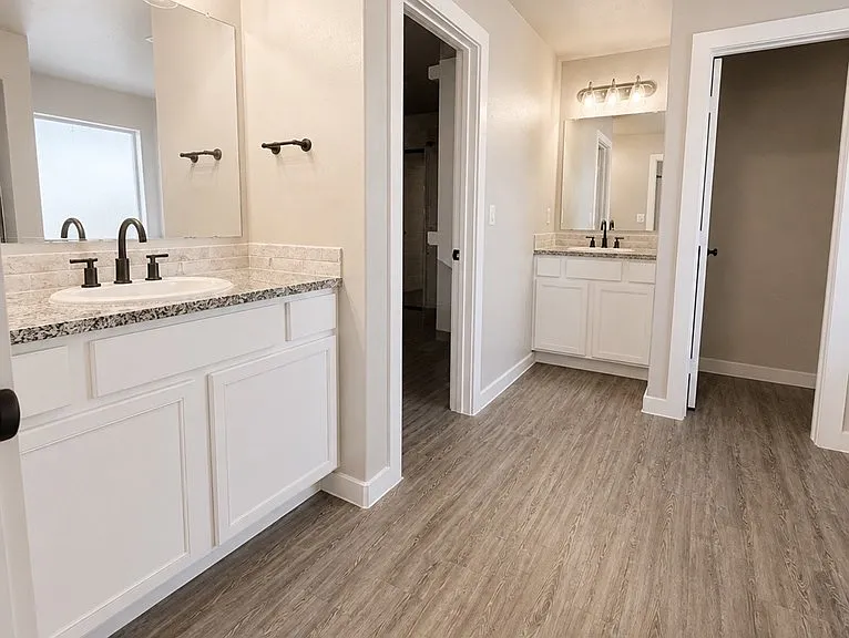 2617 Ivy Ct — Photo 13