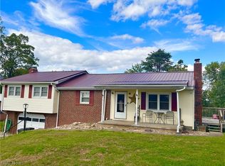 1808 Kings Ridge Rd, Saint Marys, WV 26170
