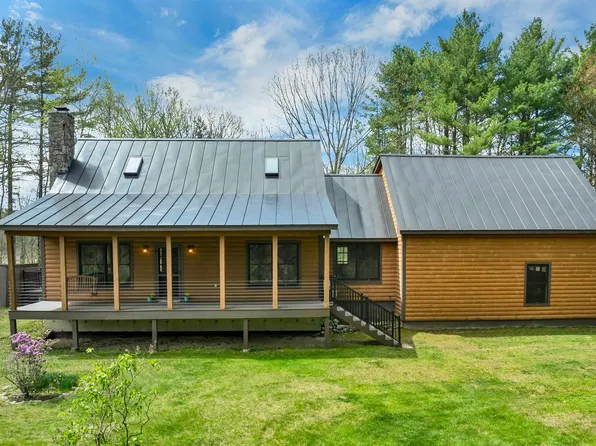 61 Gould Pond Road, Henniker, NH 03242