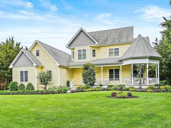 48 Cedar Meadow Dr, Cape May Court House, NJ 08210
